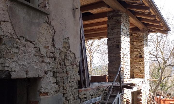 Rustico da ristrutturare in pietra a murazzano
