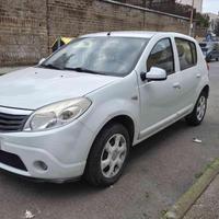 DACIA Sandero 1.2 16V