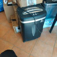 DISTRUGGI DOCUMENTI E CD
