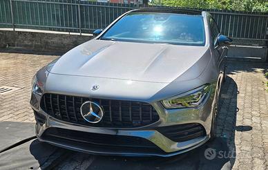 MERCEDES   CLA    220 D