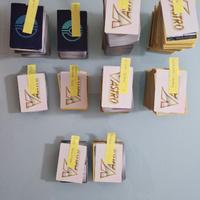Lotto 4kg carte comuni vari set Pokemon