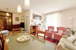 Appartamento di 120 m² con 4 locali e box auto a S