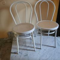 N° 2 Sedie con struttura in metallo laccato bianco