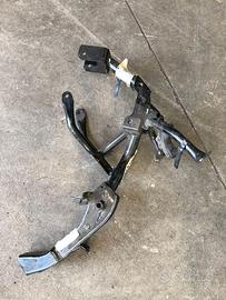 SUPPORTI PEDALIERA PIAGGIO CODICE B000471