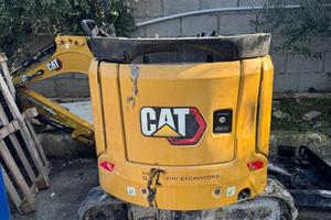 Cat mini escavatore 3 ore