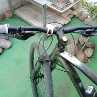 Mountain-bike 