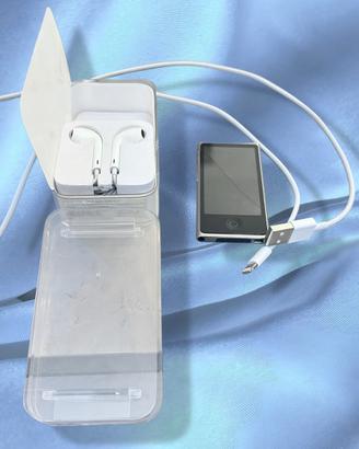 Apple iPod nano 7ª generazione 16 GB Argento