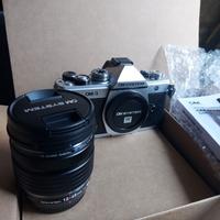 fotocamera om Olympus kit 12-45mm nuova