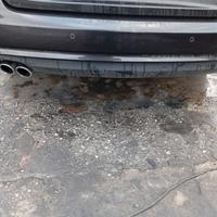 Paraurti posteriore con sensori