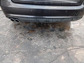 Paraurti posteriore con sensori