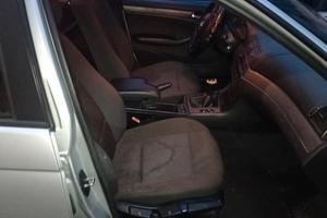 AUTO BMW 320 D
