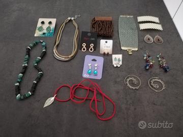 stock bigiotteria vintage e recente vari modelli 