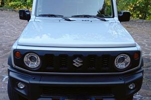 SUZUKI Jimny 1.5 5MT Top