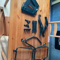 Supporti fissaggio valige Givi Tarcer 900