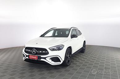 MERCEDES-BENZ CLA sse GLA GLA 200 d Automatic AM