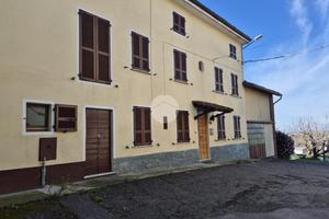 CASA SEMINDIPENDENTE A BOSNASCO