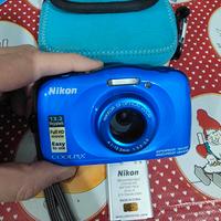 Nikon Coolpix W100 (Waterproof)