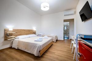 Stanza arredata - Via Giovan Filippo Mariti 25/A