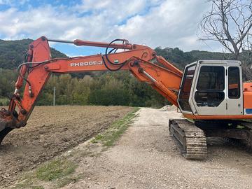 Vendita Escavatore hitachi FH 200.3 ET Usato
