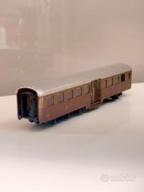 carrozza passeggeri FS "Corbellini"  HO 1/87 treno