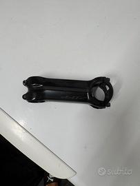 Attacco Manubrio Zipp da 110 mm