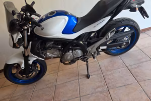 Suzuki SFV Gladius