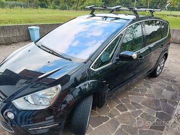 Ford S Max Titanium
