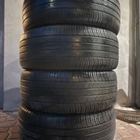 Treno gomme Estive 245 45 20 Michelin Latitude