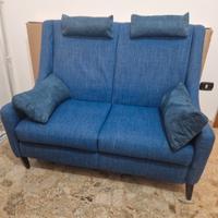 Divano due posti Poltrone e Sofà 