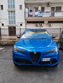 AUTO ALFA ROMEO STELVIO VELOCE 2023
