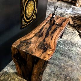 Tavolo in legno antico