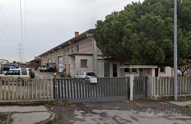 Capannone ristrutturato a Trezzo sull'Adda