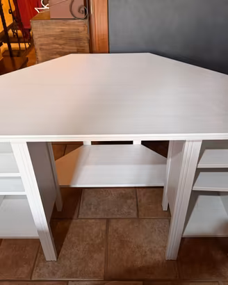Mobile  ikea brusali angolare