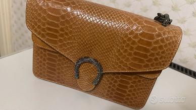 Borsa di pellle