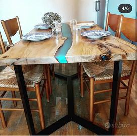 Tavolo legno e resina