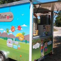 Chiosco fruitbar su ruote