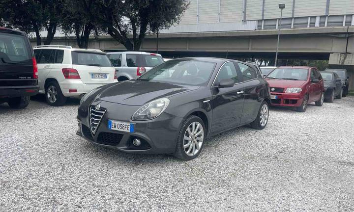 ALFA ROMEO GIULIETTA - DISTINCTIVE - UNICO PROPRIE