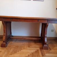 Scrivania in legno