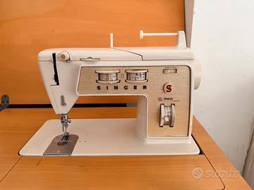 MACCHINA DA CUCIRE SINGER 740 CON MOBILETTO