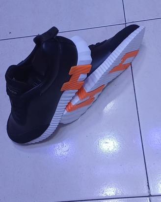 vendi scarpe nuove mai usate H