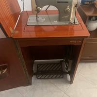 Privato vende macchina da cucire