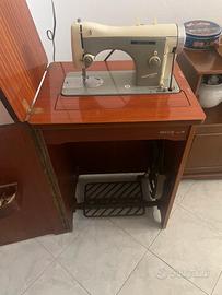 Privato vende macchina da cucire