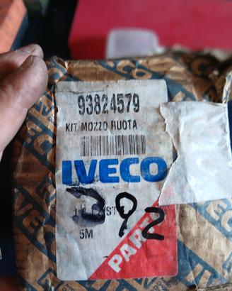 KIT MOZZO +CUSCINETTO RUOTA ANTERIORE IVECO ORIGIN