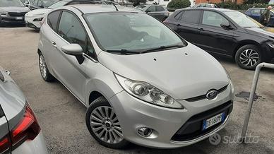 Ford Fiesta Titanium 1.2 benzina 120 mila km UNIPR