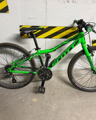 Scott scale junior 24