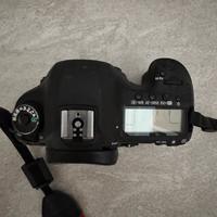 Canon 5D Mark III + Battery Grip ( Canon )