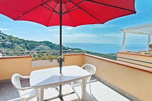 Isola d'Elba Capoliveri vista mare paese