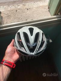Kask protone