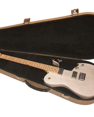 custodia rigida per chitarra 