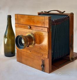 Macchina fotografica di grande formato